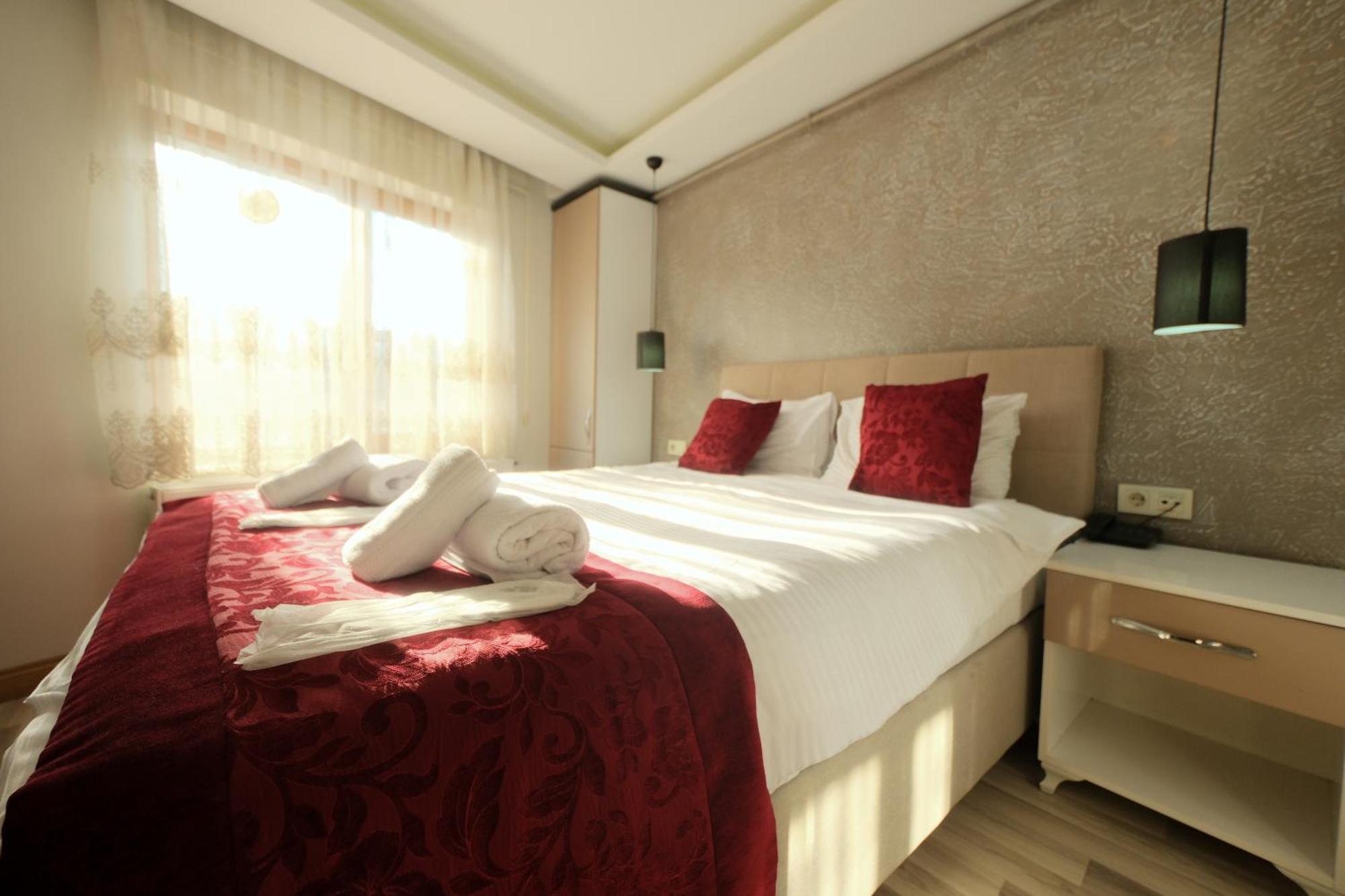Taksim Celebi Suites Isztambul Kültér fotó